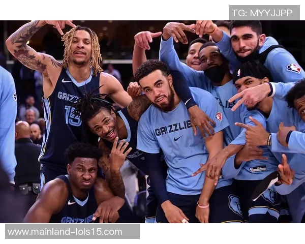 2015年勇士队与灰熊队的激烈对决回顾与分析