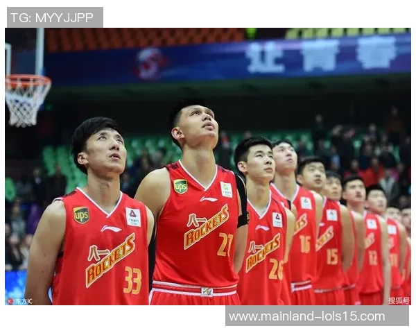 山东队与八一队精彩对决CBA比赛录像回顾与分析