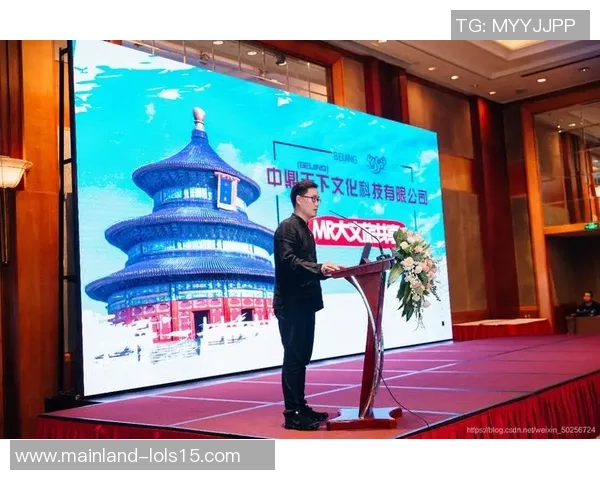 张帆携手团队共创辉煌未来探索科技与人文的交汇点